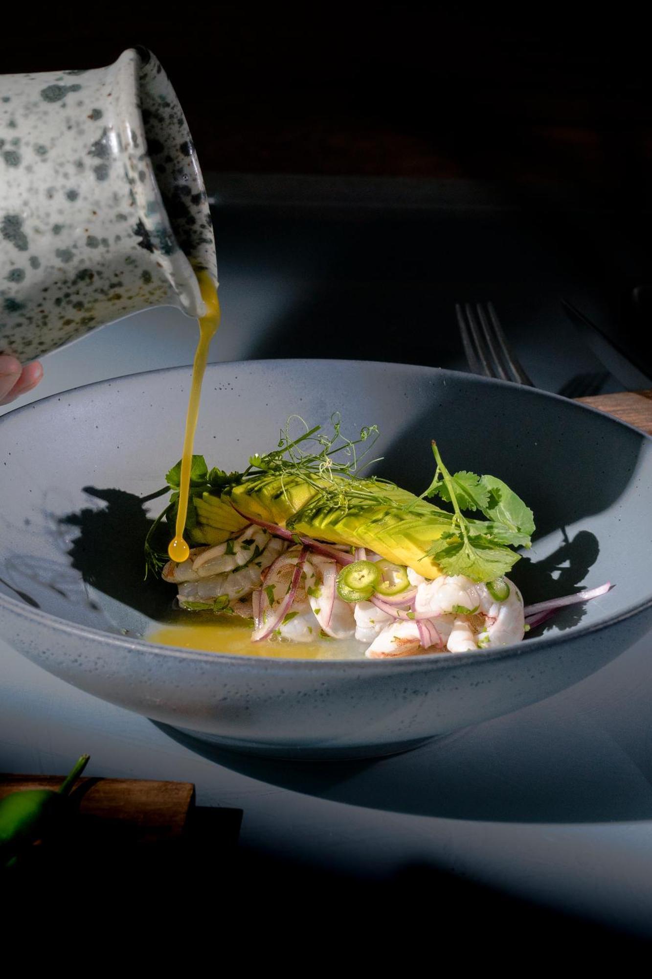 Hotel Makaaba Eco-Boutique Bacalar Eksteriør billede Ceviche being prepared